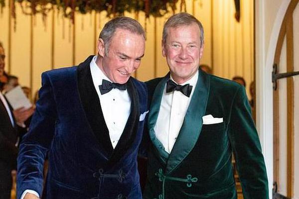 A coffee shop hosted a book reading event with a local author