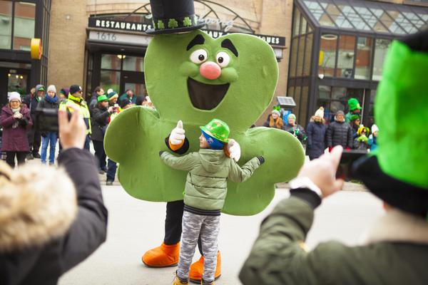 A coffee chain announced it will offer free coffee to customers who bring their own reusable cups