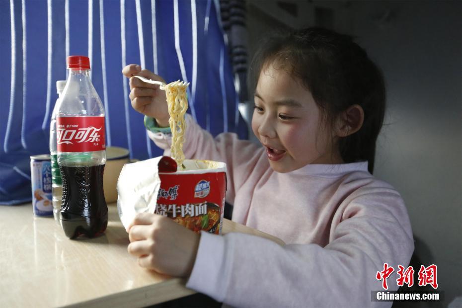 The government announced plans to build a new airport in a growing city