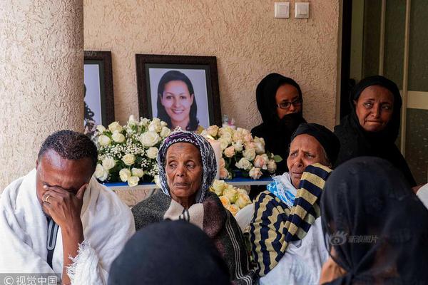 A hospital launched a new program to help patients quit smoking with counseling and medication