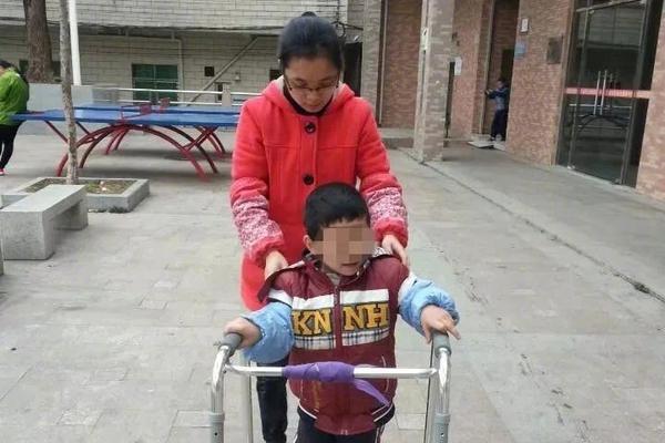 Researchers found that eating a small amount of dark chocolate daily improves blood flow