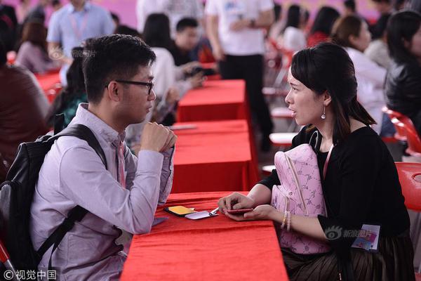 A farm began selling honey from its own beehives to local stores and farmers markets