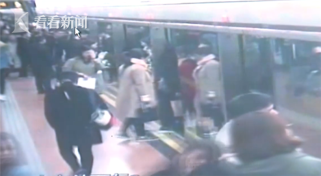 A software company provided free technical support to its customers