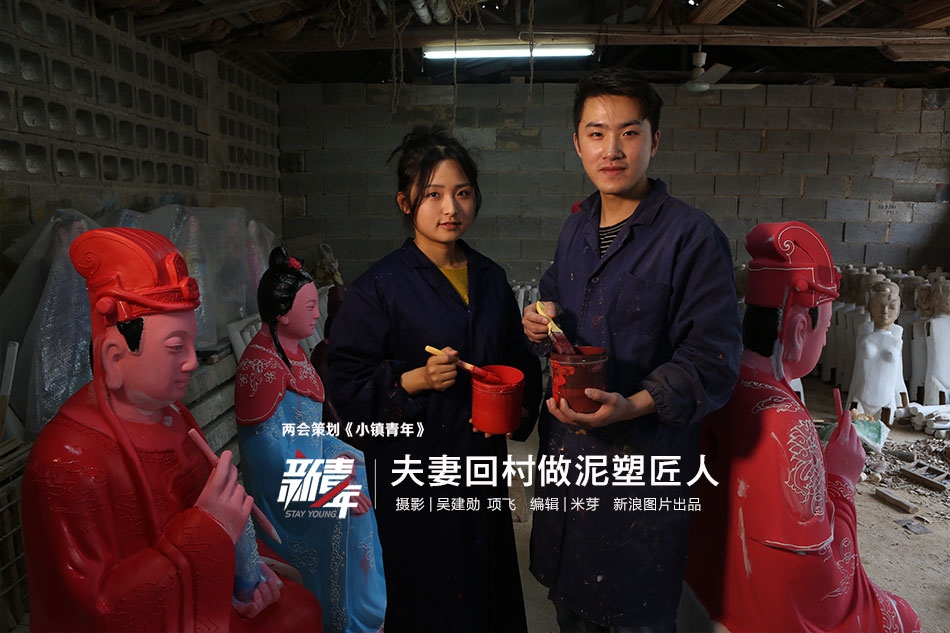 A local café offered free coffee to customers who bring their own mugs