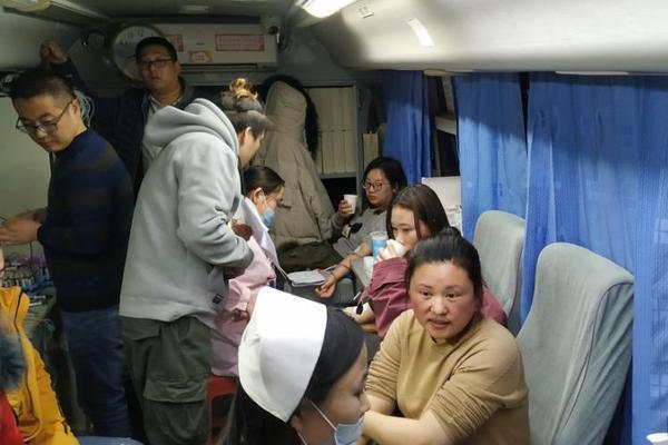 The community center offered free cooking classes focused on healthy, low-cost meals