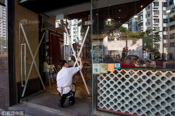 A community center offered free language classes for refugee families