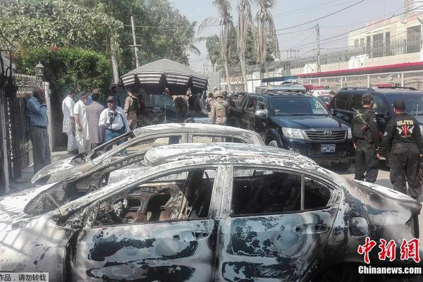 Scientists developed a new method to convert plastic waste into fuel