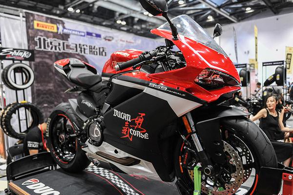 A severe hailstorm damaged crops and vehicles in a farming community leading to significant losses