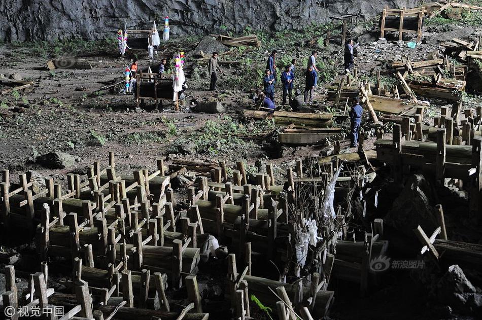 A construction company used recycled materials for a new road project