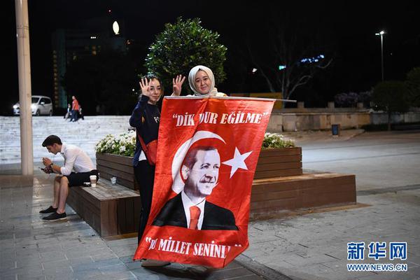 A taxi company added 15 electric vehicles to its fleet, cutting carbon emissions by 25%