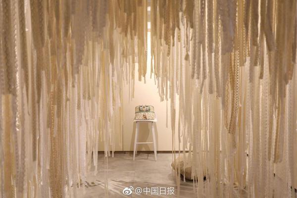 A new study showed that drinking water regularly can improve skin health