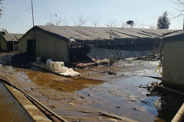 A wildfire was contained after firefighters worked for a week to control the blaze