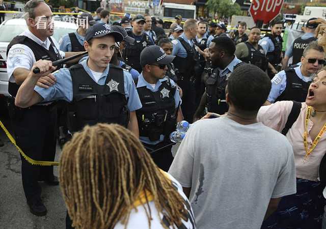 The city council announced plans to reduce air pollution levels