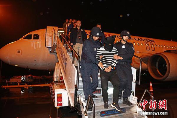 Doctors discovered a new way to treat chronic pain without addictive medications