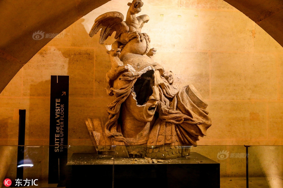 A city added more bike lanes to encourage people to cycle to work