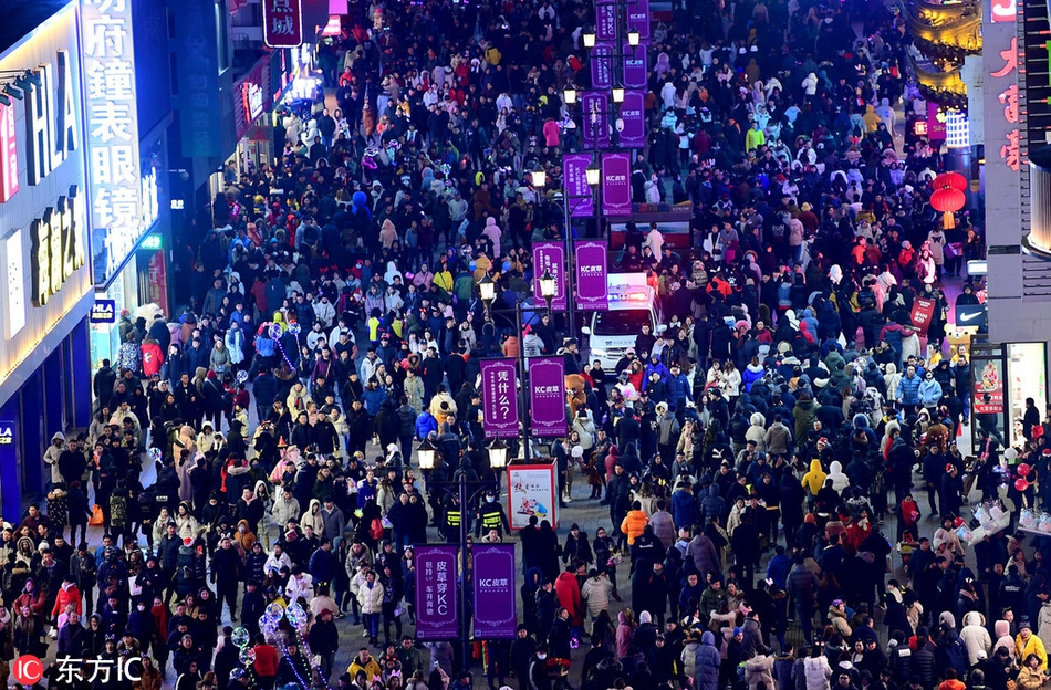 A major airline announced it will increase flights to popular vacation destinations during the summer months