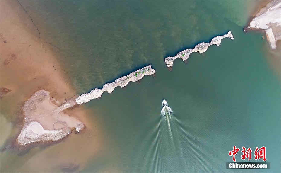 A city installed new street signs to make downtown easier to navigate