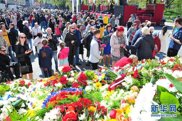 The government invested $400 million in building new solar farms in the southwest