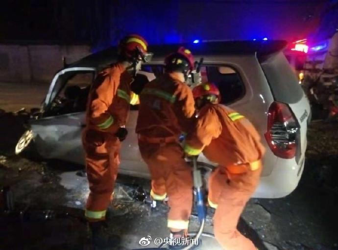 A coffee shop partnered with a local charity to donate a portion of its sales to support homeless youth