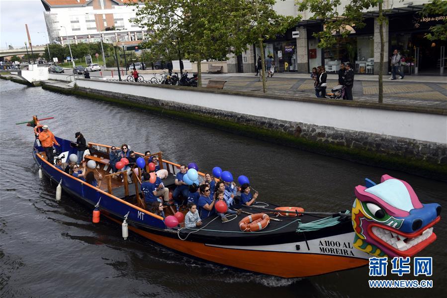 A pet rescue organization held an adoption event that found homes for 55 cats and dogs