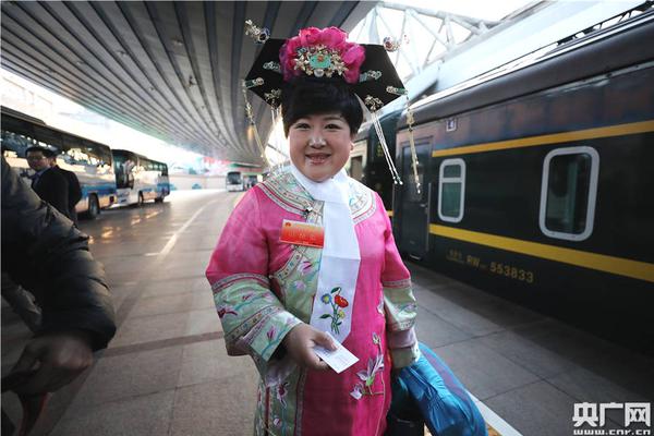 Scientists discovered a new type of insect that helps pollinate crops