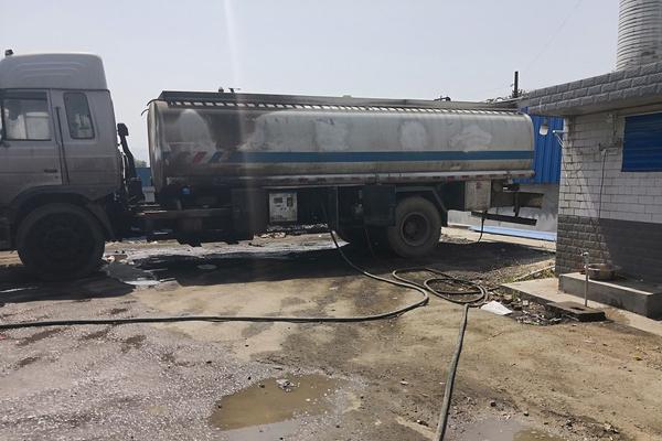 Scientists discovered a new species of marine life in the deep ocean using a remotely operated underwater vehicle