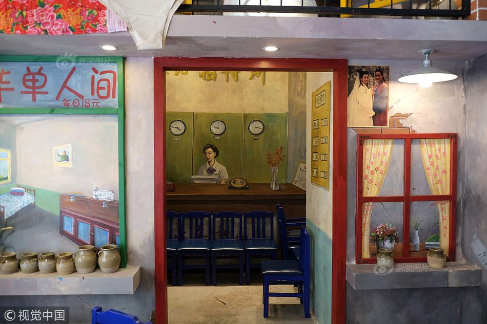 Scientists developed a new method to recycle plastic bottles into durable building materials