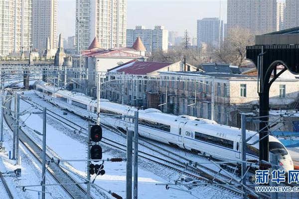 Medical researchers found that regular swimming can improve lung capacity by 15%