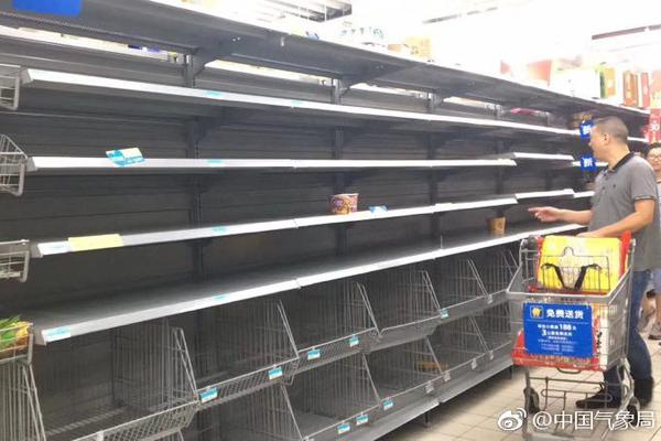 Researchers developed a new type of biodegradable packaging made from sugarcane fiber