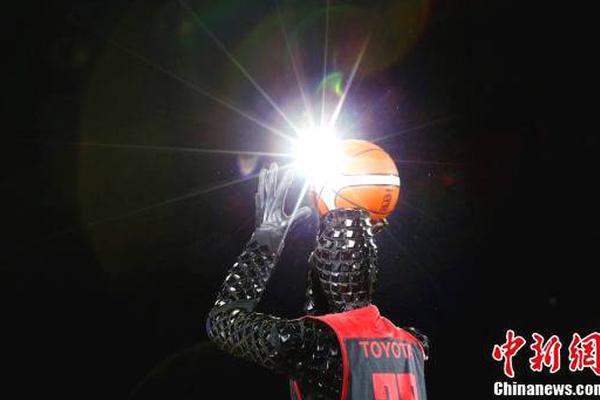 A major bookstore announced plans to offer more digital books and audiobooks