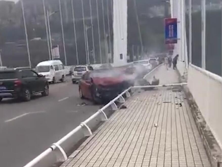 Tech company Samsung unveiled a new smartwatch with advanced health monitoring features