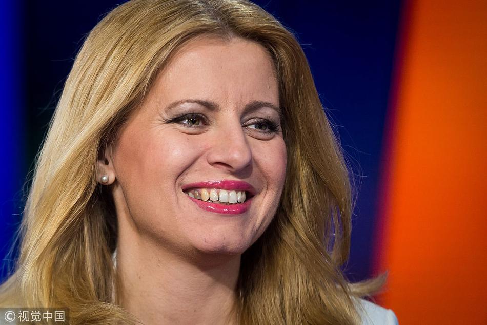 Golf tournament raises $15000 for youth sports programs in local schools