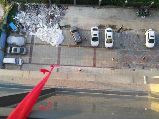 A car manufacturer revealed a new electric SUV with a range of 400 miles per charge