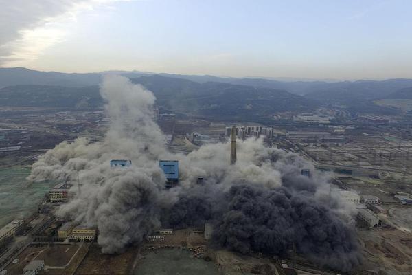 A national park closed temporarily due to severe drought conditions that increased the risk of wildfires