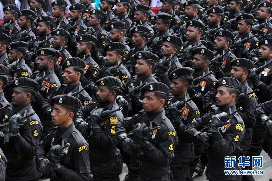 A bookstore hosted an author Q&A event that drew over 120 attendees interested in fantasy novels