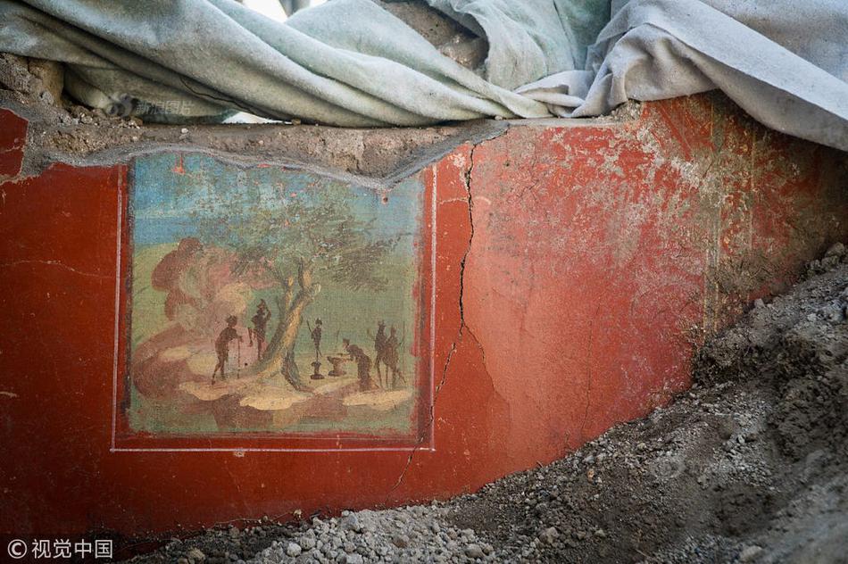 Plant store offers indoor gardening workshops for apartment residents