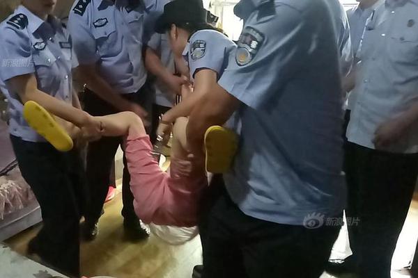 Local farmers markets started accepting food stamps to make fresh produce more accessible