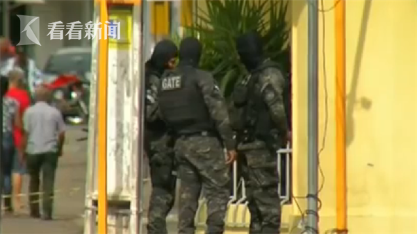 A local theater showed a foreign film series to introduce audiences to international cinema