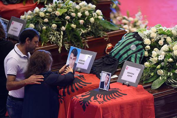 A grocery store chain started selling pre-made healthy meal kits for busy families