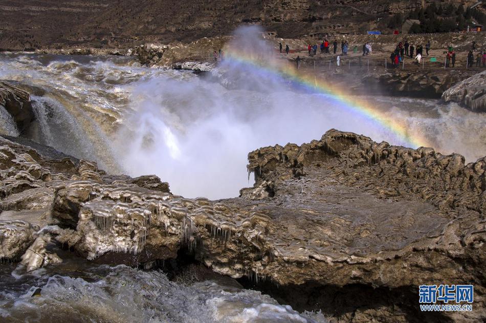 A survey found that 65% of consumers prefer to buy products with eco-friendly packaging