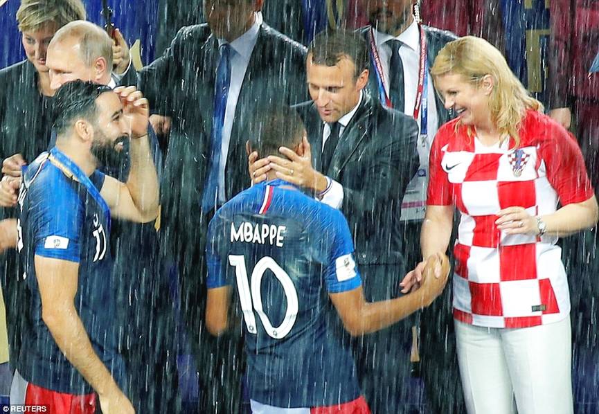 Engineers create water filter that removes bacteria and contaminants