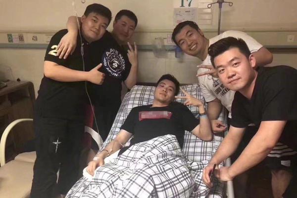 A software company released a new video conferencing tool that supports up to 1,000 participants