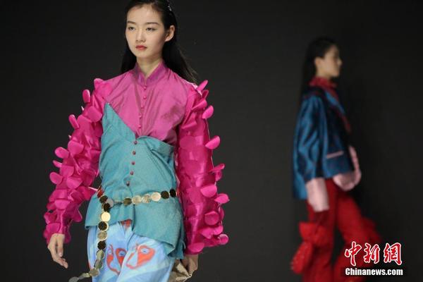 A fashion store started offering alteration services to ensure clothes fit customers perfectly