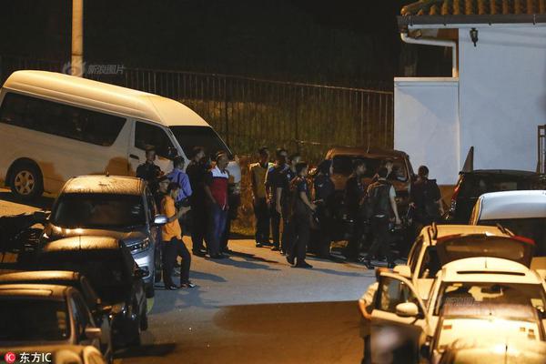 The government released a report showing improved air quality in urban areas