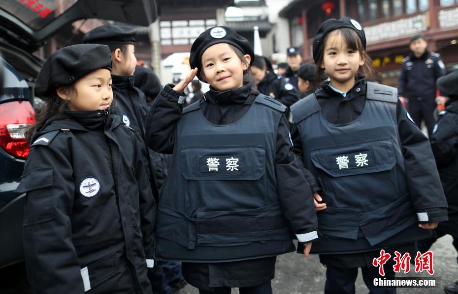 Local schools added coding classes to their middle school curriculum starting this semester