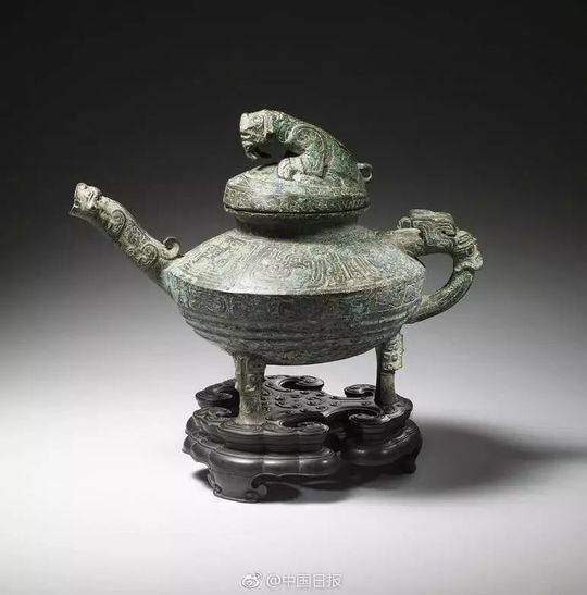 A farm started selling fresh-pressed apple cider at local farmers markets during the fall season