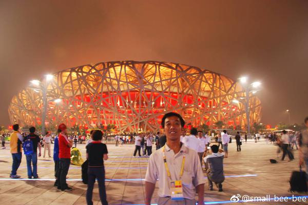 A new fashion brand gained popularity for its sustainable clothing line