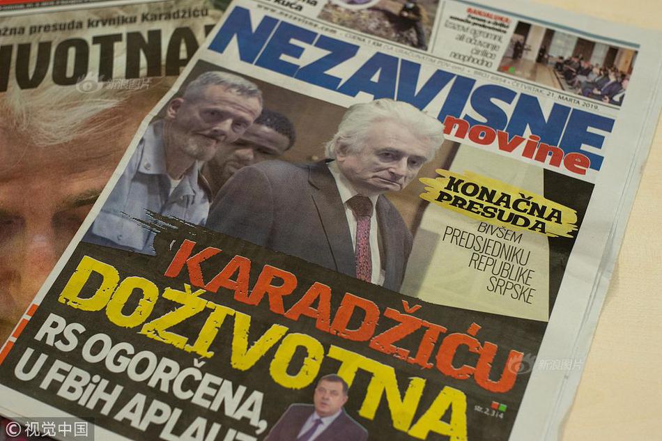 A bookstore chain announced it would host monthly author readings and book signings