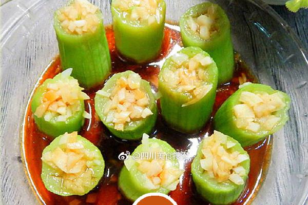 A university offered online courses for working adults