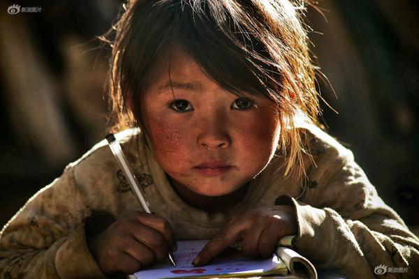 Researchers calculated that using public transportation instead of cars can reduce traffic congestion by 30%